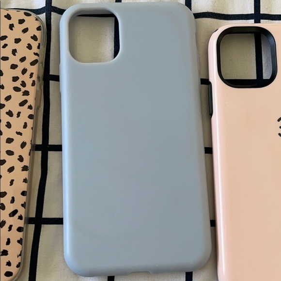 IPHONE 11 CASE BUNDLE - Picture 3 of 5